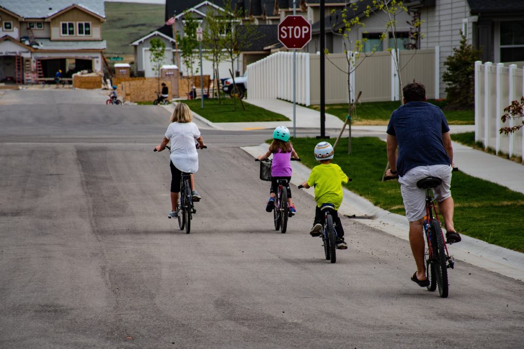 Summer fun, relaxed summer schedule, relaxed summer, schedule, preschool, toddler, tadpoles and mud puddles, biking, daddy time