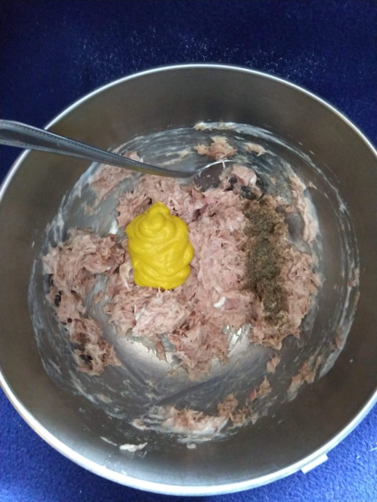 Homemade tuna salad seasoning