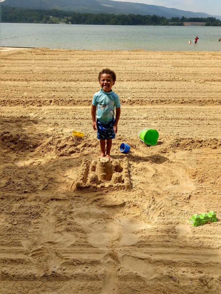 sand play at bald eagle state park